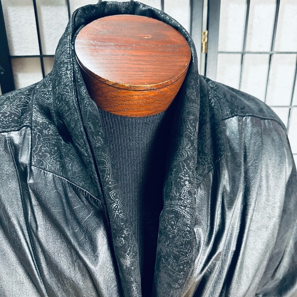 Pelle Studiio Vintage 80s Black Leather Trench Coat - Picture 4 of 7